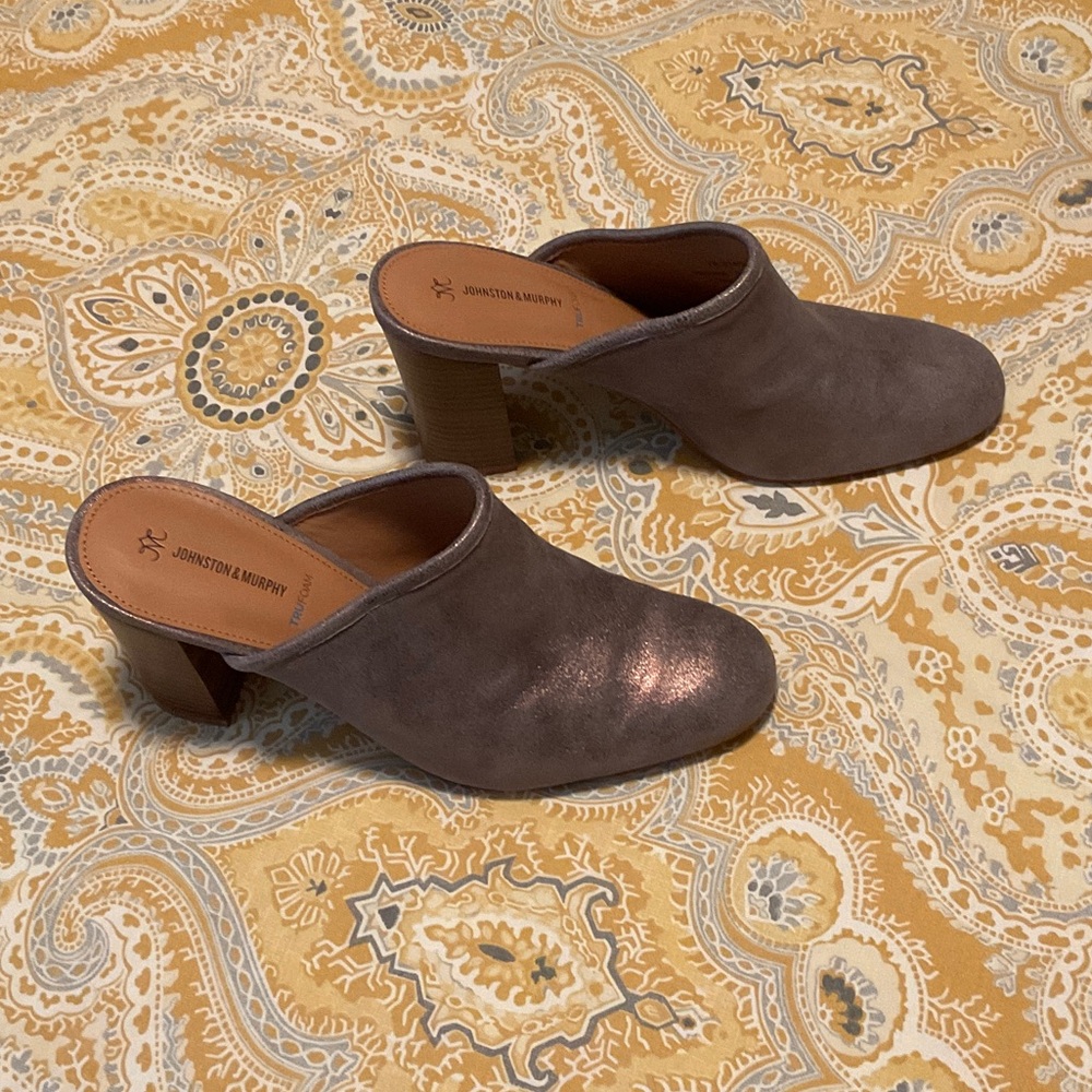 Johnston & Murphy Women's Taupe Mules